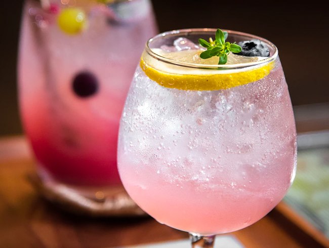 Dizzy's Bar and Grill